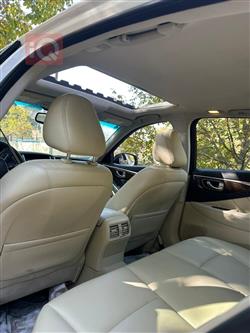 ئینفینیتی Q50